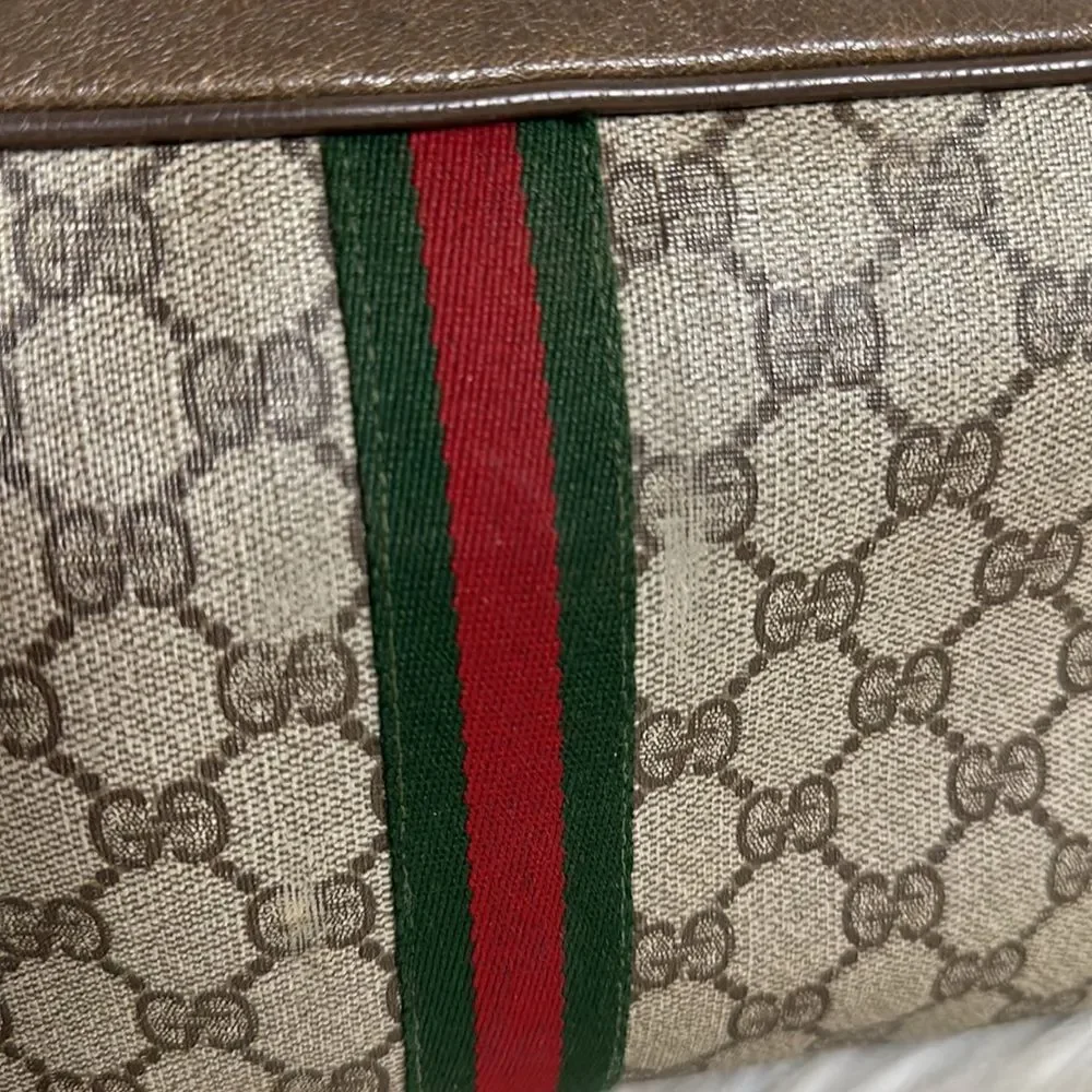💯Authentic Gucci Clutch Bag🍀